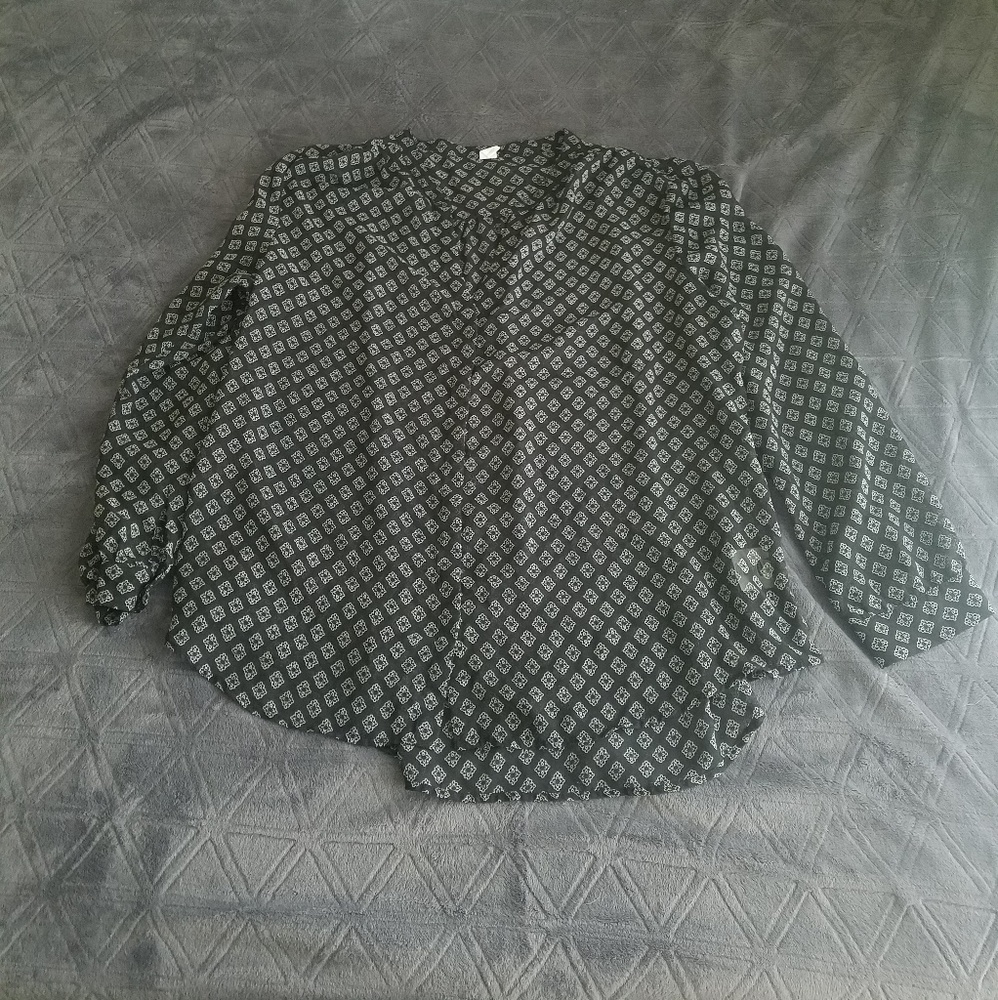 Long sleeve button down top